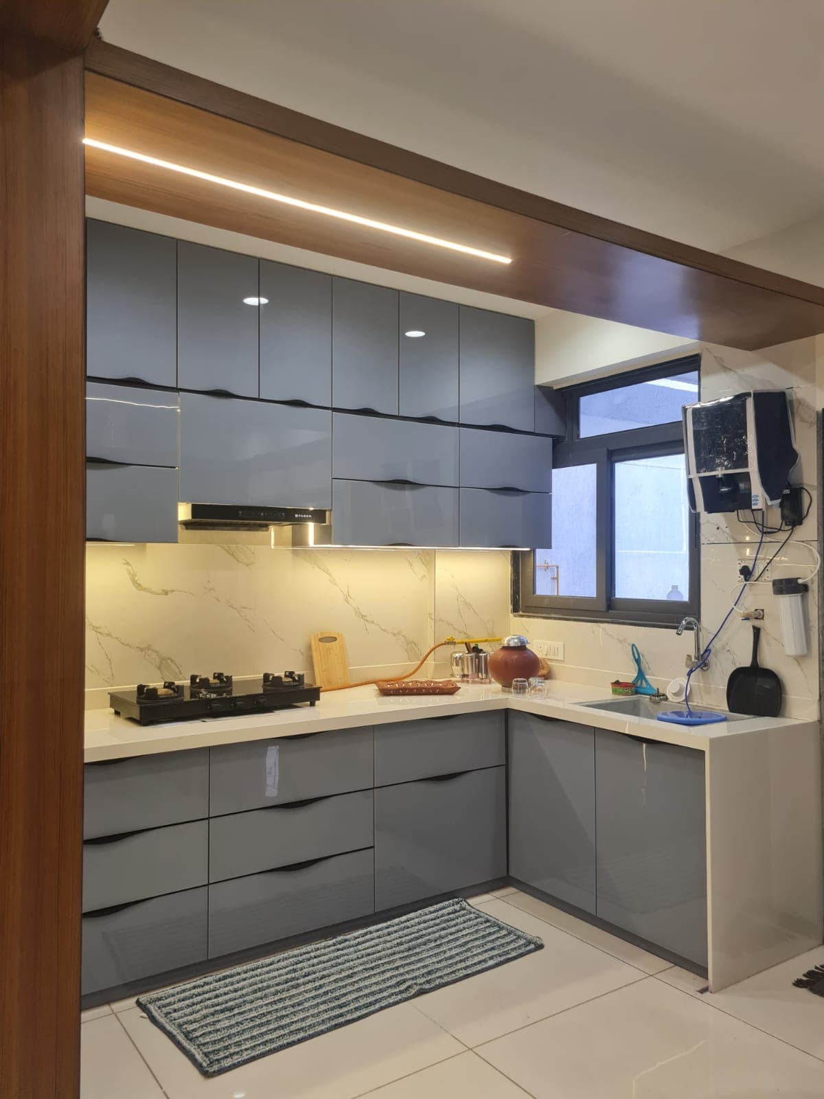 Modern Ash Glow Kitchen