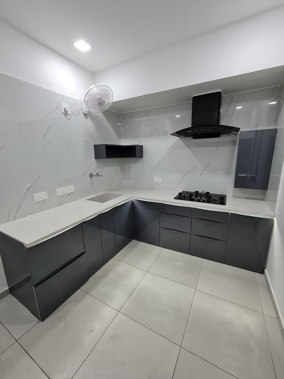 Mono Edge Kitchen