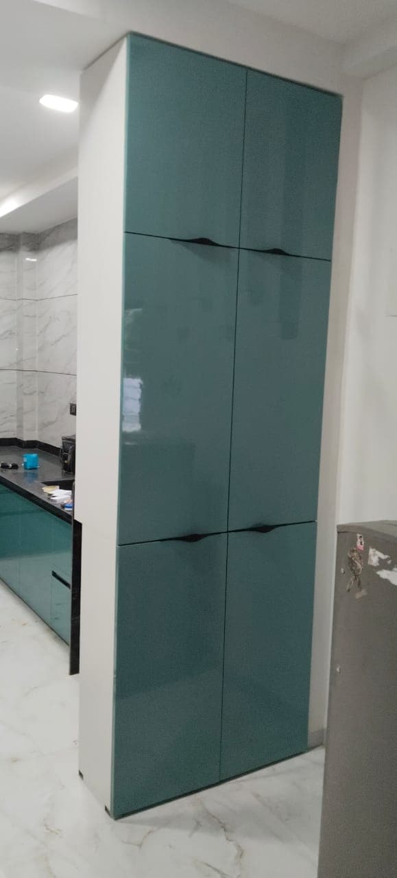 Teal Shine Kitchen 1