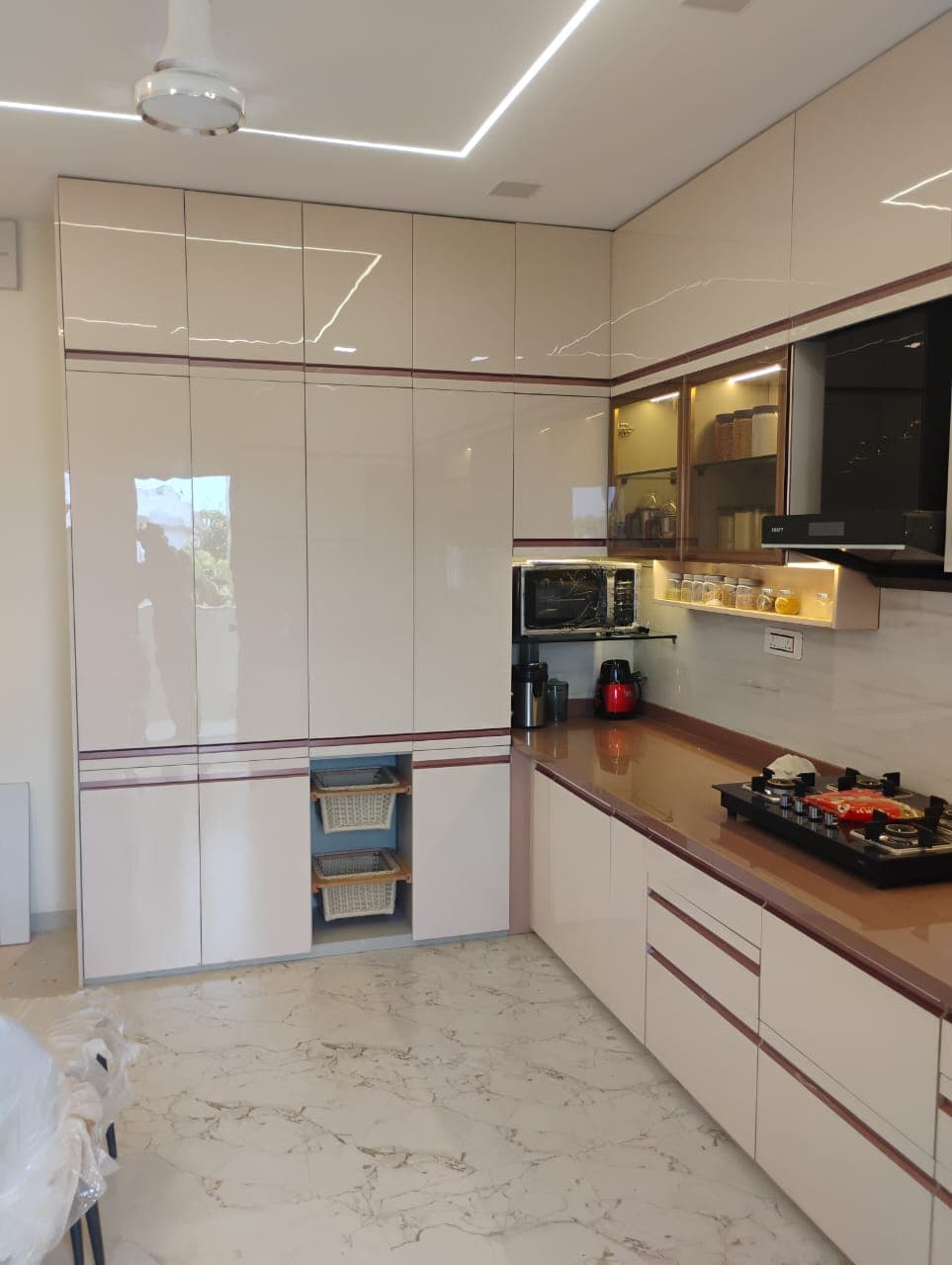 Warm Elegance Kitchen 1