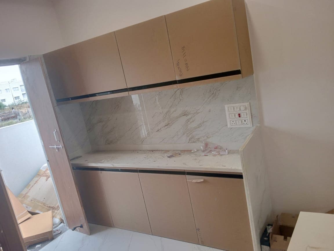 Warm Elegance Kitchen 3