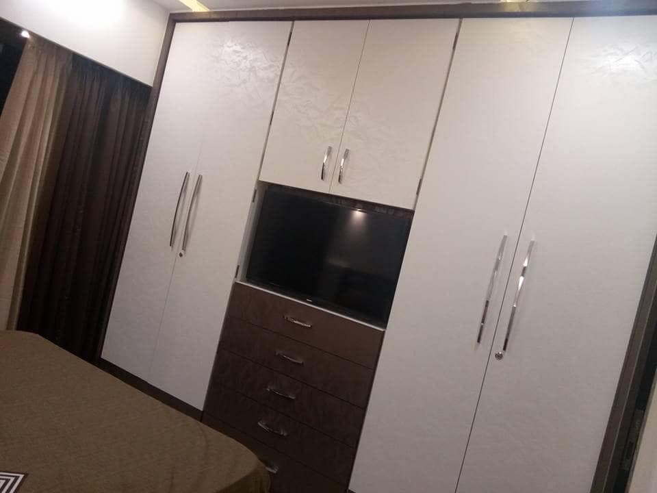 Royal Fusion TV Wardrobe