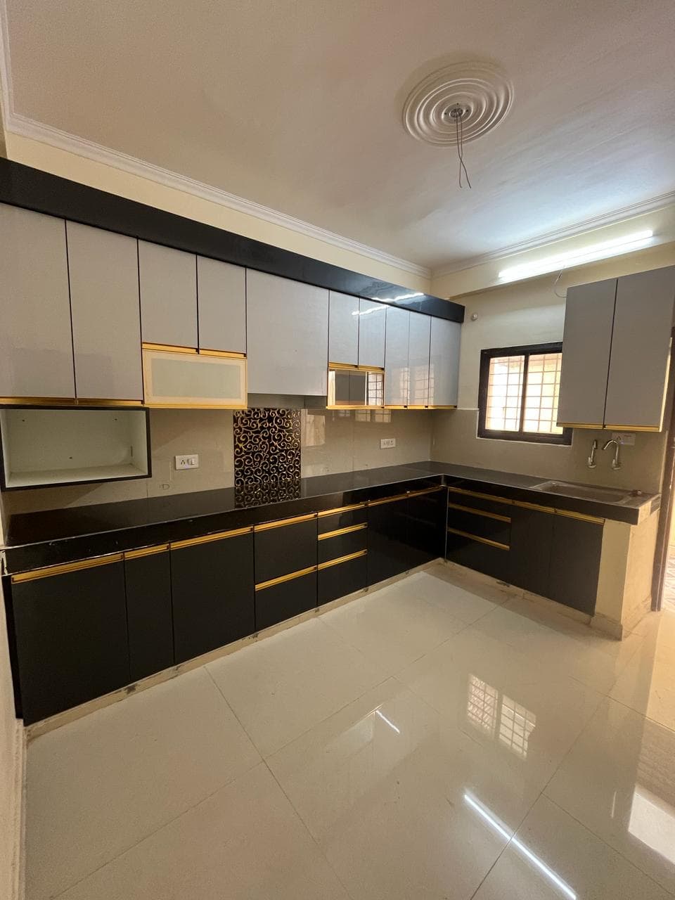 Luxury Kitchen with premium island and modern design